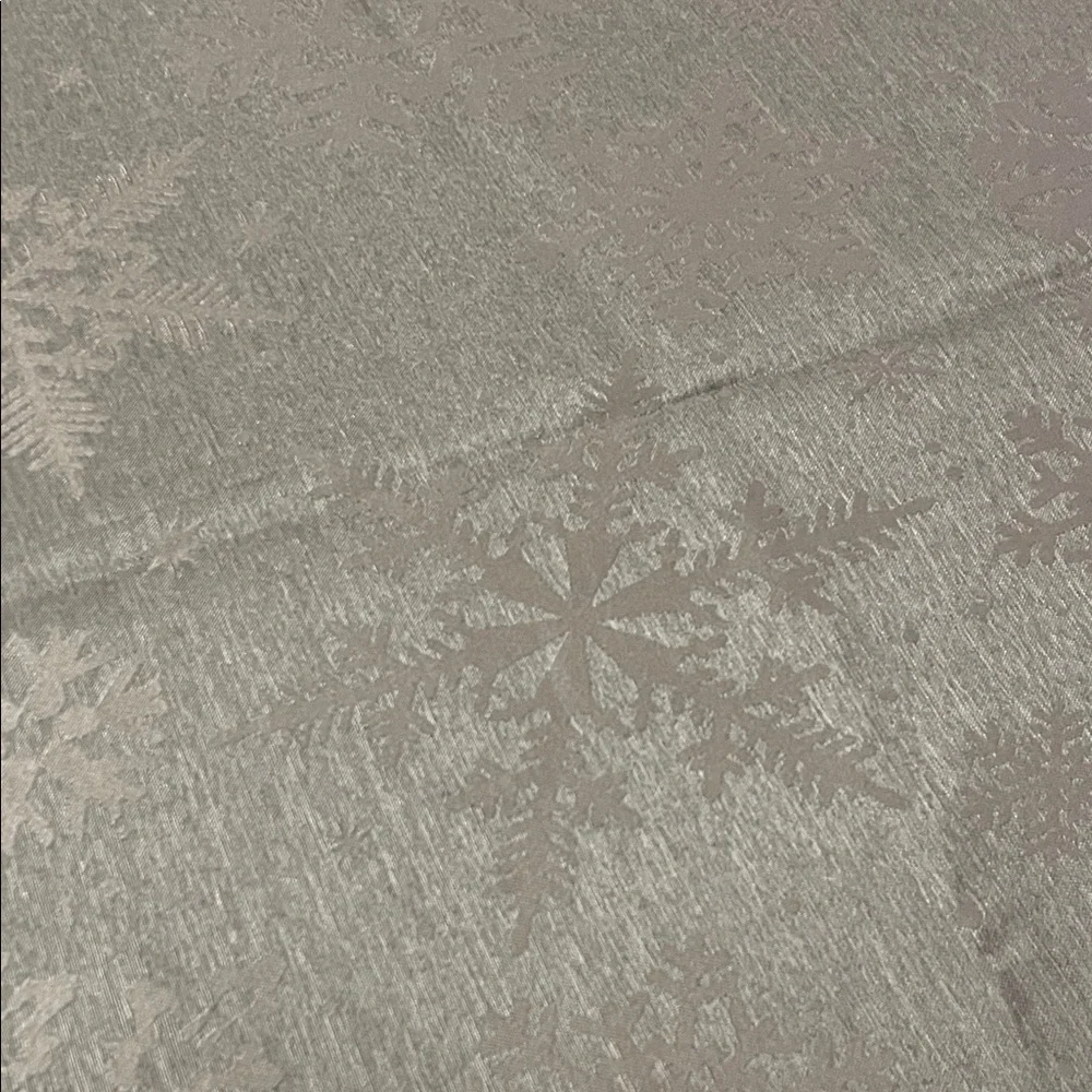 Elegant Silver Snowflake Tablecloth